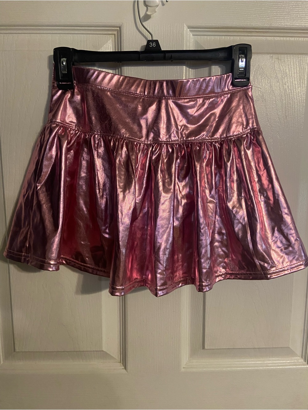 EUC Girls Azarhia Pink Metallic Skort In YXL (14)
